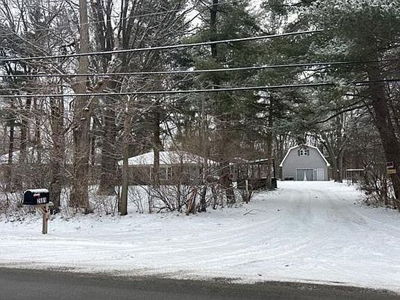 2nd image of 2681 Waldron Rd