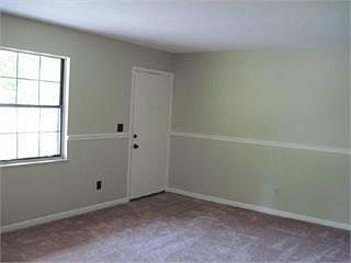 2nd image of 1624 Tecumseh Dr