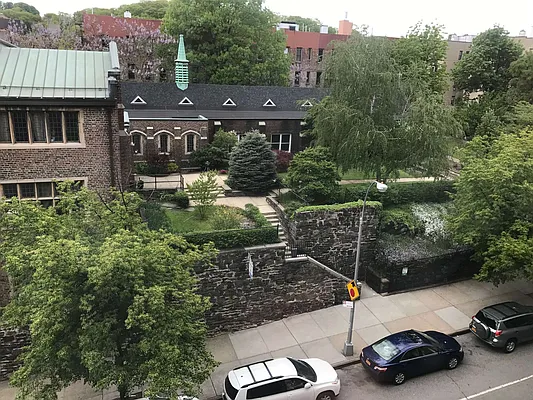 Rented by PMG Real Estate  | media 18