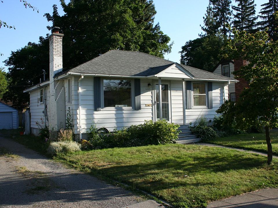 1st image of 1224 E 38th Ave