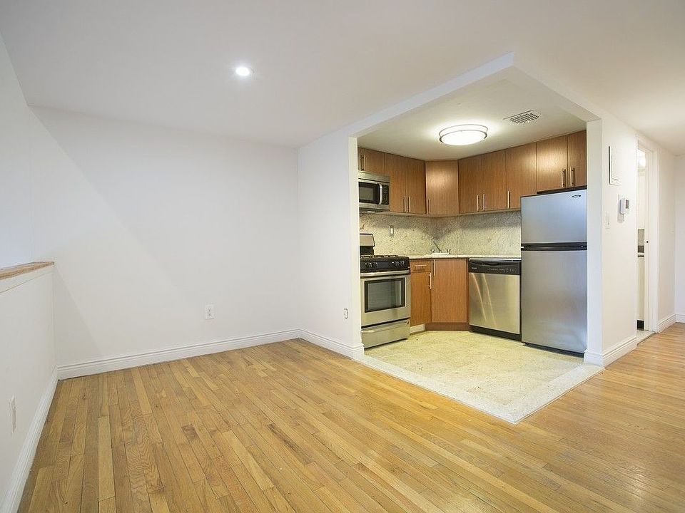 2nd image of 9 Jones St APT 3A