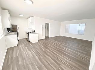 30 S Venice Blvd APT 5, Venice, CA 90291