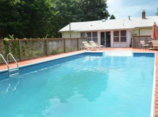 80 Tuthills Ln, Riverhead, NY 11901