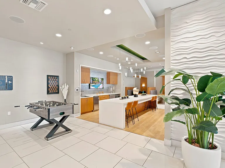 Berkshire Coral Gables — Photo 16