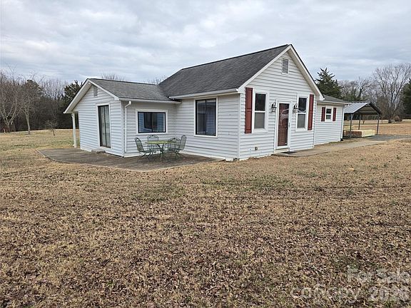 5th image of 7630 Crestwood Dr