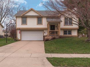 301 Bentley Dr, Normal, IL 61761