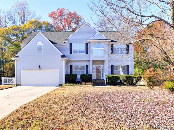 104 Dalzell Ct, Yorktown, VA 23693