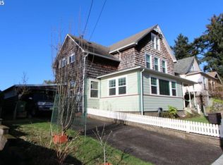 1526 Meade St, North Bend, OR