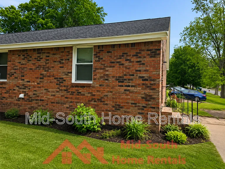 300 Rosedale Ave #A — Photo 3
