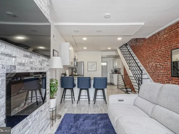 2527 W Seybert St, Philadelphia, PA 19121