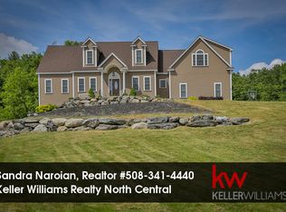 9 White Tail Xing, Lunenburg, MA 01462