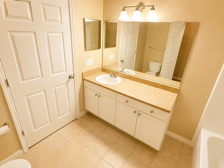 5601 Rosehill Rd #105 — Photo 18