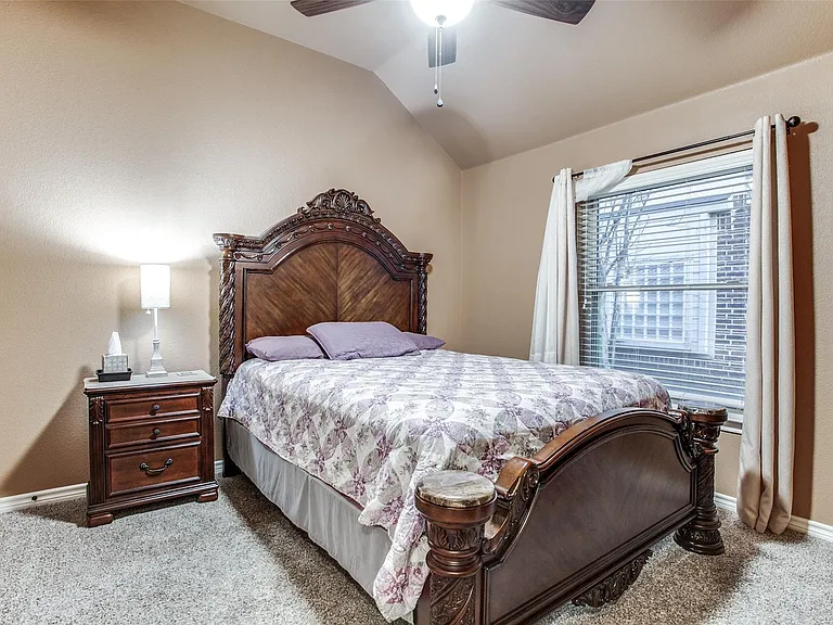 2318 Sparrow Dr — Photo 18