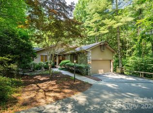 118 Timber Creek Rd, Laurel Park, NC 28739