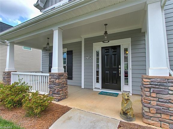 2nd image of 719 Sugarberry Lane