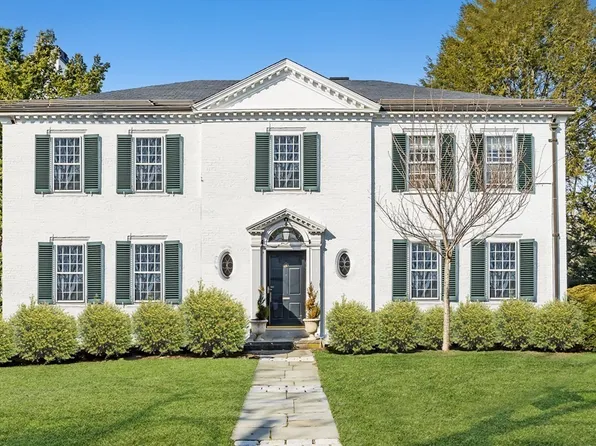 5 Wykeham Rd, Newton, MA 02465