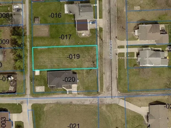 S Cleveland St, Auburn, IN 46706