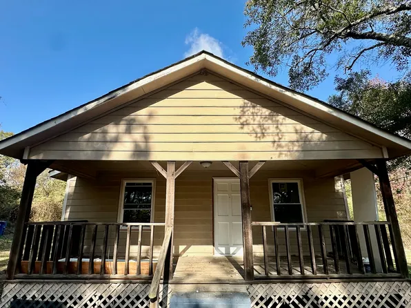 3167 Peachtree St, Lithia Springs, GA 30122