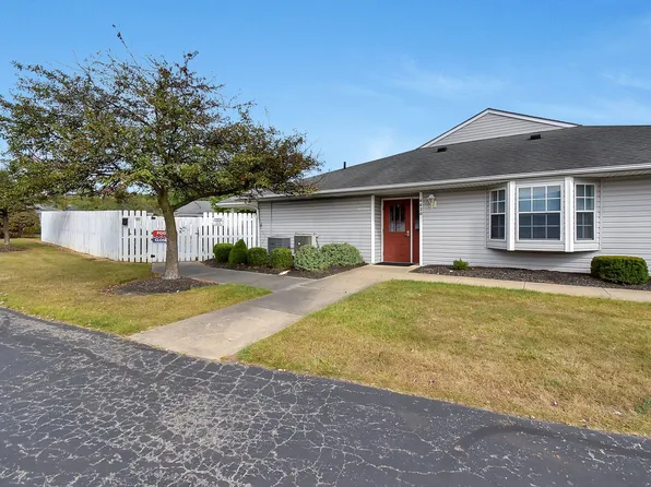 4445 Hammerton Dr #9-C, Columbus, OH 43228