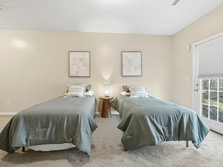 2521 Ravine St — Photo 32