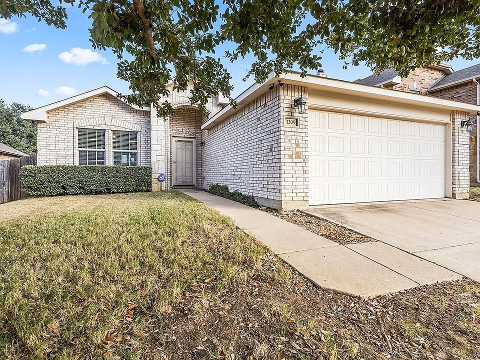 1st image of 3209 Brixton Dr