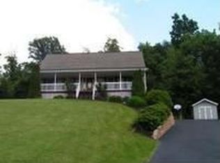 1242 Stoney Battery Rd, Troutville, VA 24175