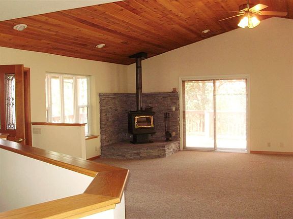 5th image of 25485 Meadow Dr
