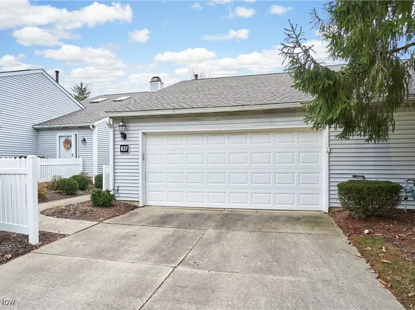 837 Sutton Pl, Akron, OH 44313
