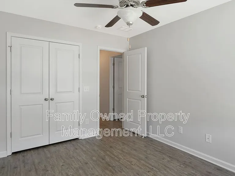 8968 Cat Tail Pond Rd — Photo 31