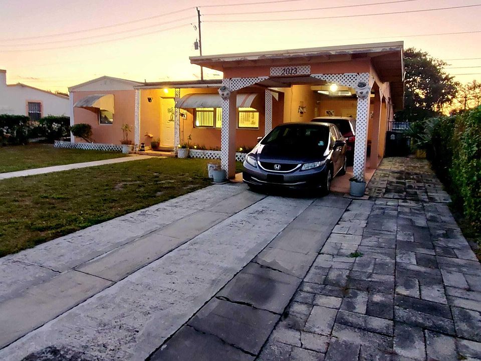 1st image of 2013 Quail Dr