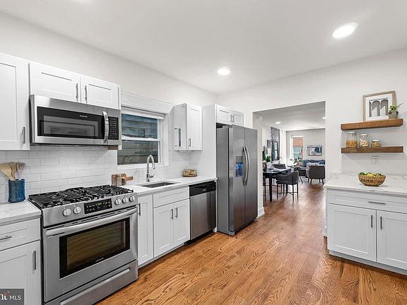 5th image of 1614 Latona St