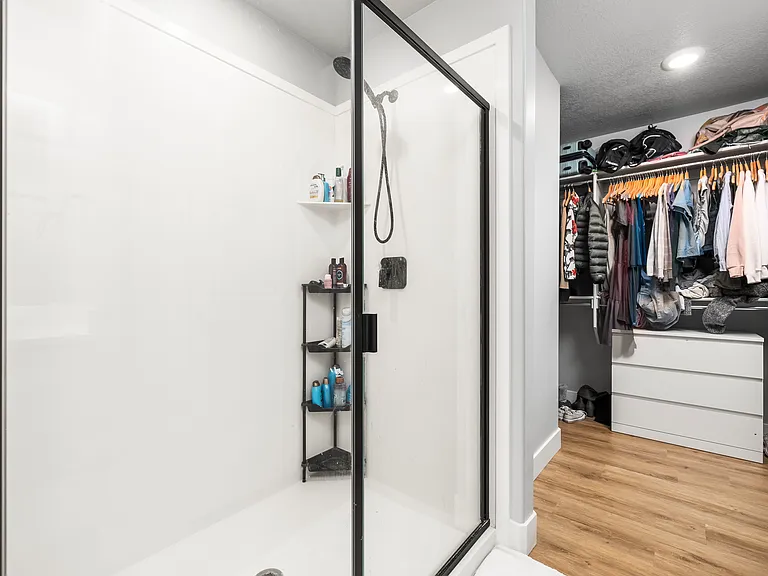 1161 N 550 W #108 — Photo 14
