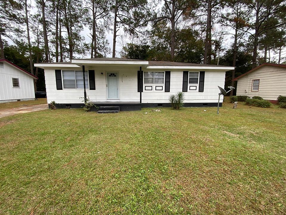 1st image of 1409 Southwood Dr