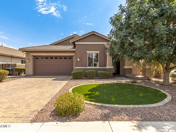 3rd image of 439 E LAS COLINAS Place