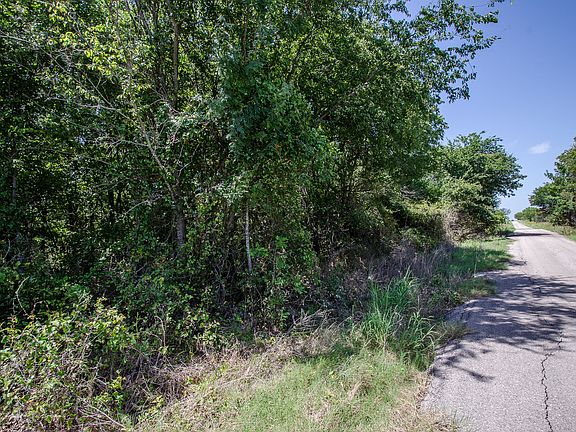 4th image of 2 And 3 Se County Road 2210