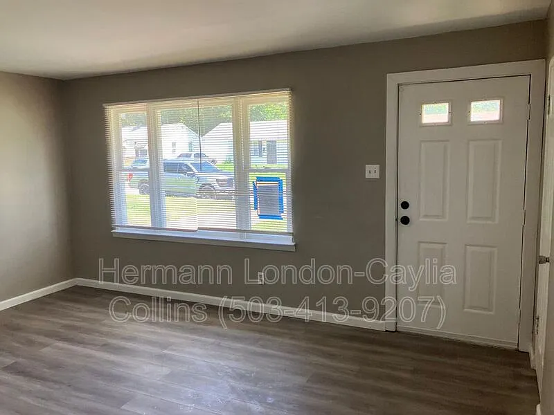2 bed, 1.0 bath, 792 sqft, $1,075 — Photo 3