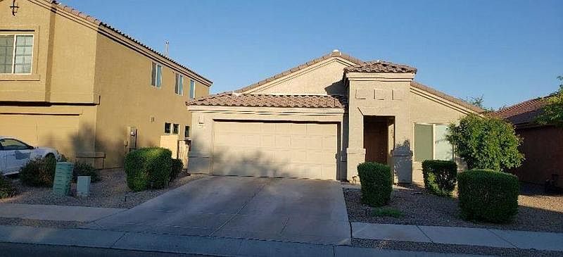 1st image of 4852 S Albacete Ave