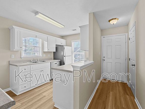 2nd image of 7211 Curacas Dr