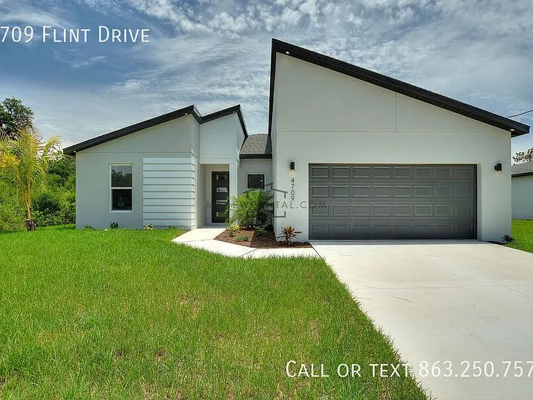 4709 Flint Dr — Photo 1