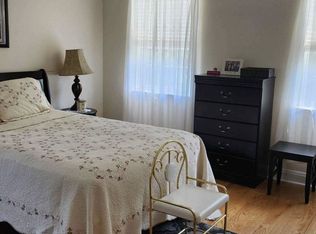 696 Rhinelander Ave #A, Bronx, NY 10462