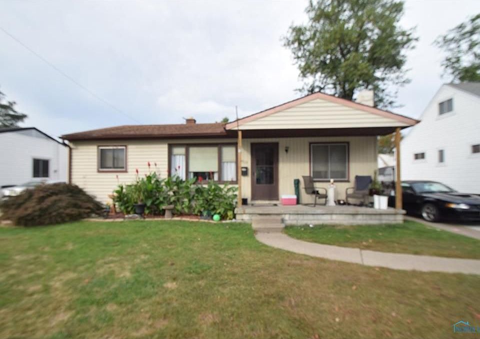 2nd image of 4533 Monac Dr