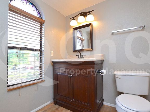 5th image of 2524 S El Paradiso Unit 92