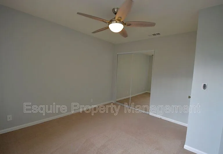 5410 Driftwood St #D — Photo 12