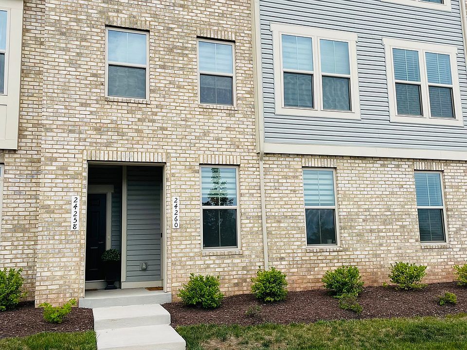 1st image of 24260 Thurso Sq