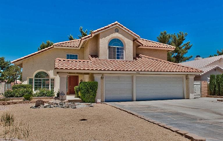 1st image of 14902 Blue Grass Dr
