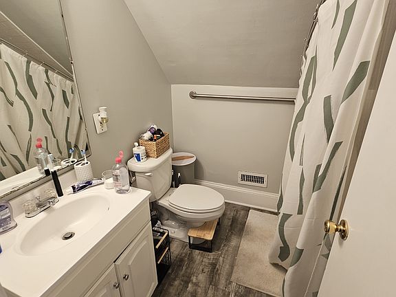 2nd image of 544 Trapelo Rd #2
