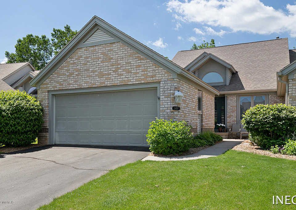 1st image of 2457 Highridge Ln SE #8
