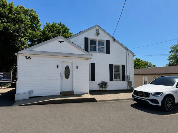 28 Eden Ave #A, Southington, CT 06489