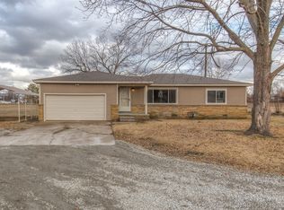 2030 E Angus Dr, Broken Arrow, OK 74014