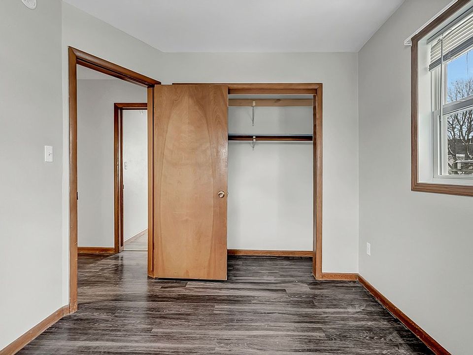 2500 Olive St Cedar Falls Apartment Rentals Cedar Falls, IA Zillow